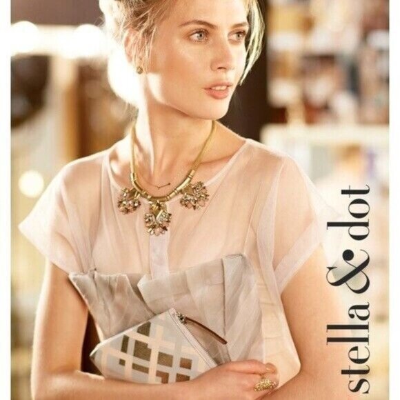 Stella & Dot Helena Statement Necklace Crystals Mesh Chain Gold Tone 17"-21" - Picture 1 of 9
